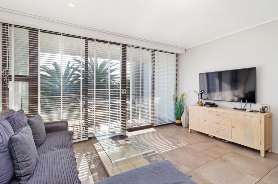 1 Bedroom Property for Sale in Green Point Western Cape